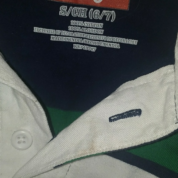 Boys 6/7 long sleeve - Picture 2 of 7